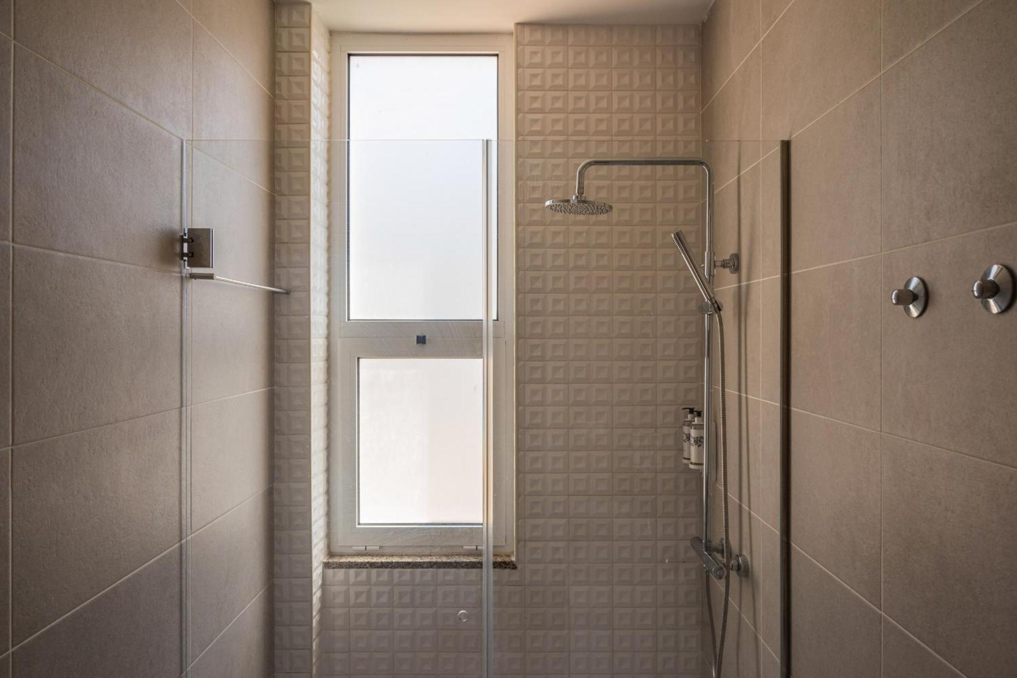 Lovely Charm House Downtown Porto Near Metro With Ac Εξωτερικό φωτογραφία